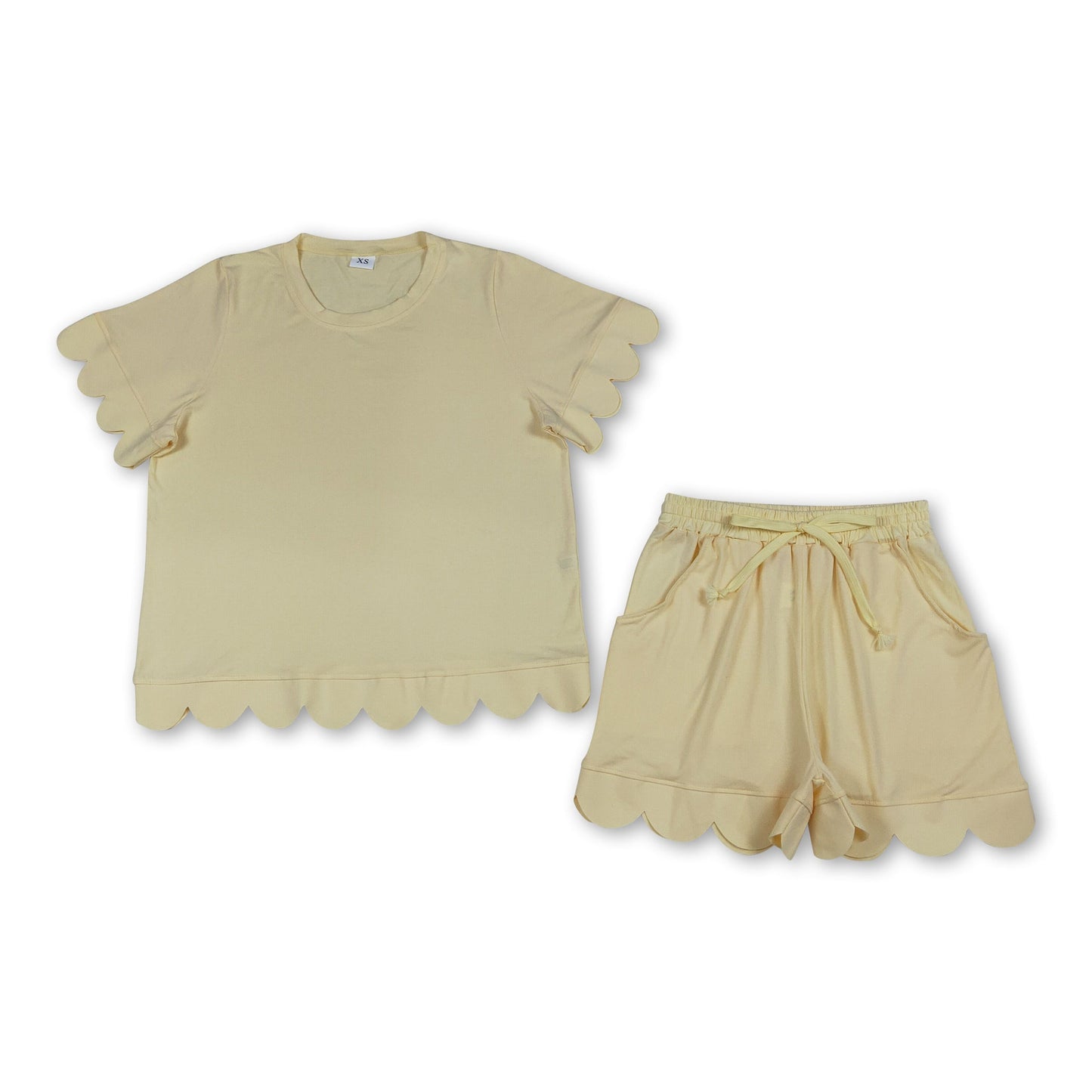 Yellow scallop top shorts adult women summer outfits