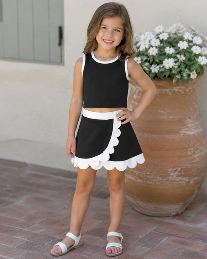 Sleeveless black white scallop kids girls active wear set